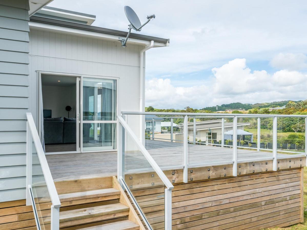 Ruakaka Sands - Ruakaka Holiday Home מראה חיצוני תמונה